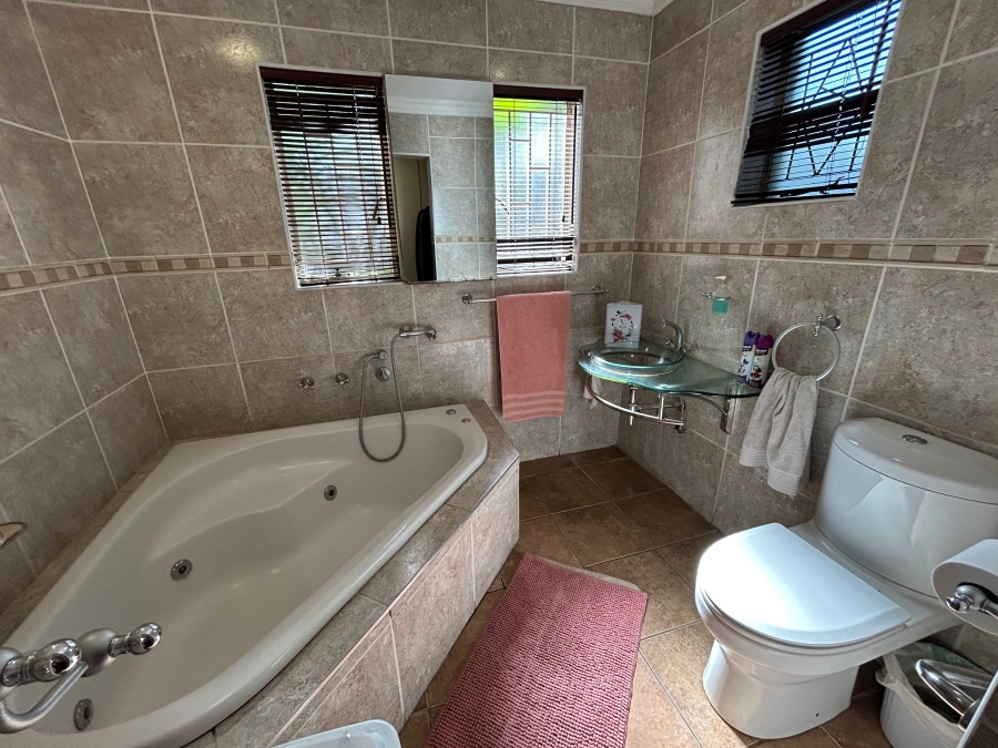 5 Bedroom Property for Sale in Brits North West